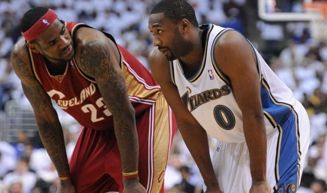 员角色的观 员角色的观