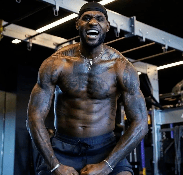 是他被称为 是他被称为