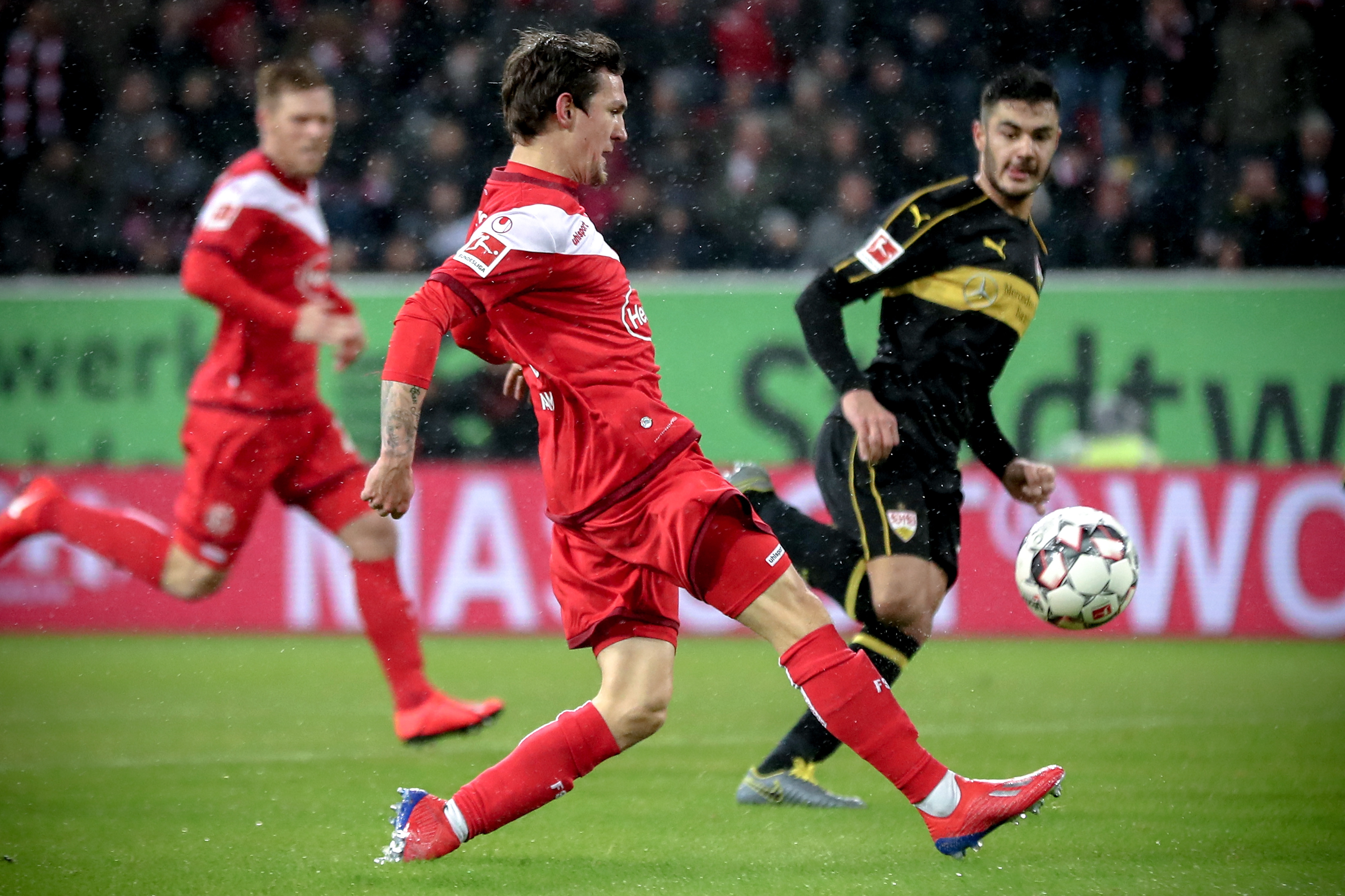 出球速度足 出球速度足