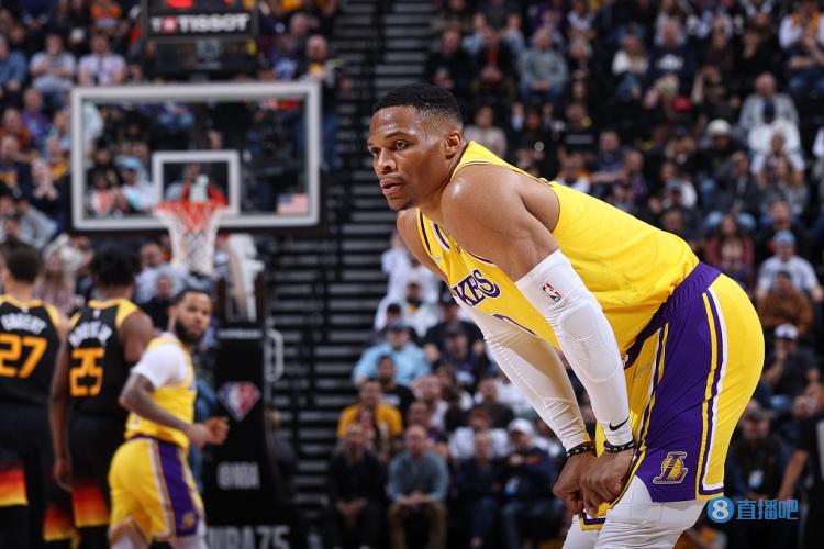 仍在眼前 仍在眼前